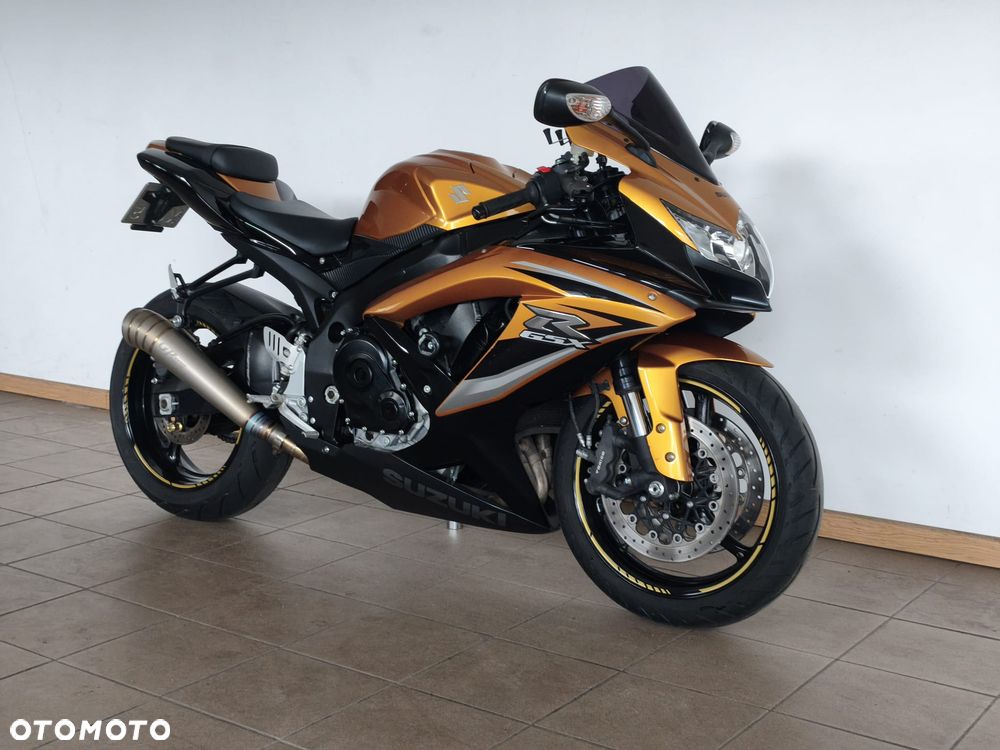 Suzuki GSX-R - 2