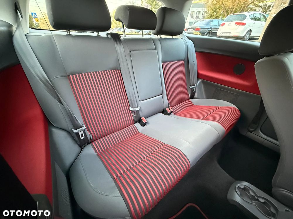 Volkswagen Polo 1.9 TDI Sportline - 13