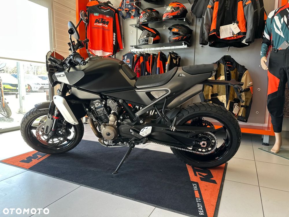 Husqvarna Svartpilen - 2