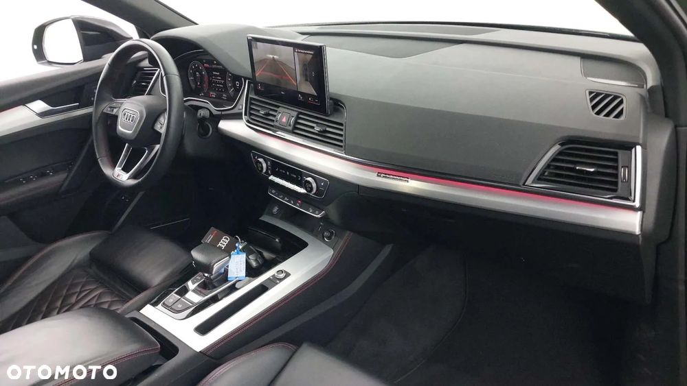 Audi Q5 Sportback - 12