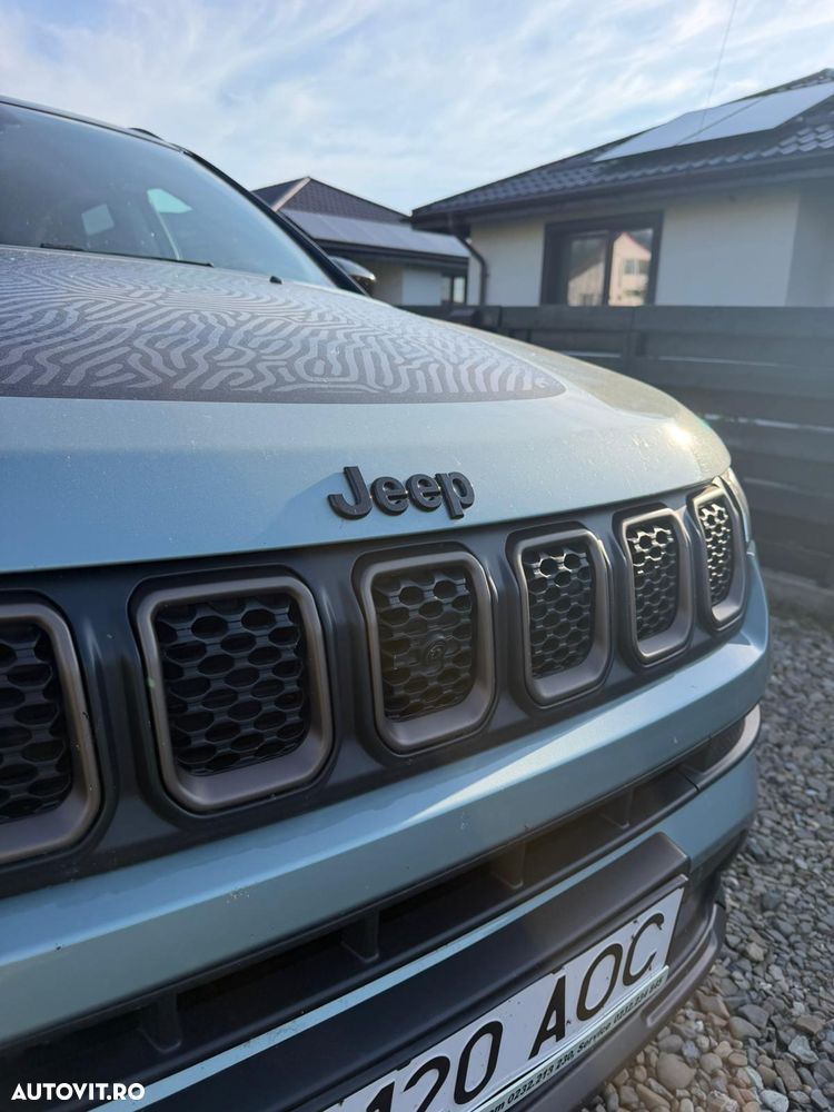Jeep Compass 1.5 AT 2WD MHEV (Red) - 32