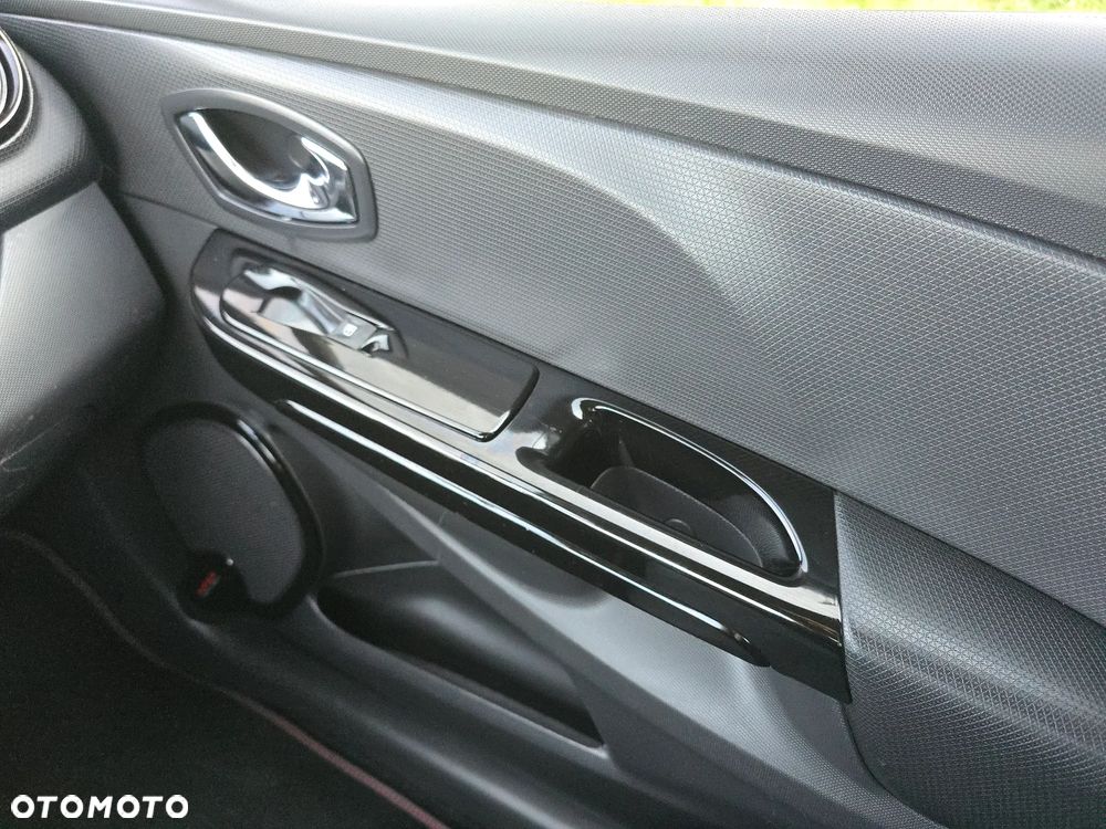 Renault Clio Energy TCe 90 Start & Stop Luxe - 27