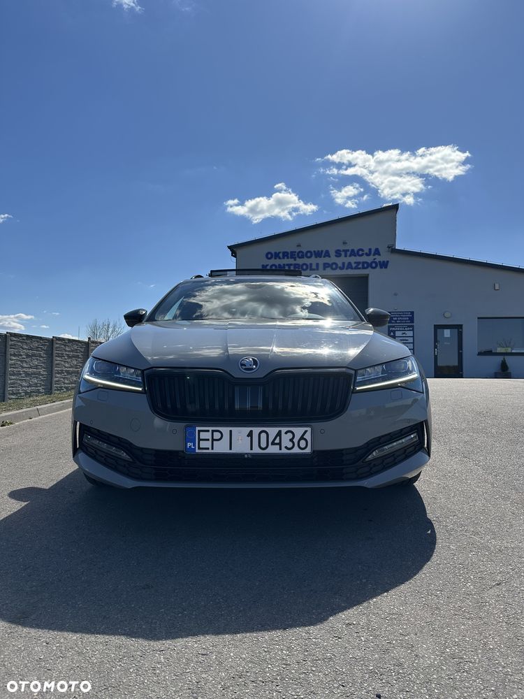 Skoda Superb 2.0 TDI SCR 4x4 Sportline DSG - 19