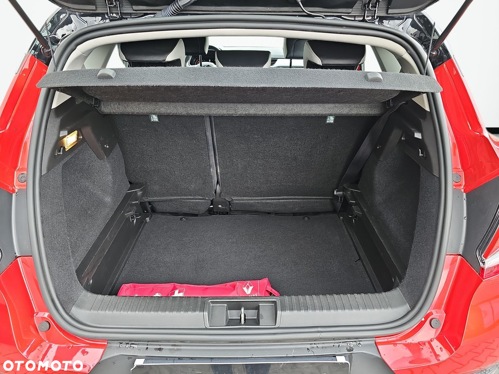 Renault Captur 1.0 TCe Intens - 22