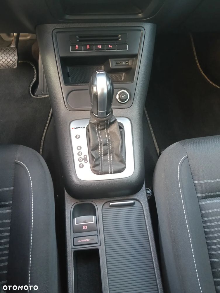 Volkswagen Tiguan ver-2-0-tdi-4mot-sport-style-dsg - 10