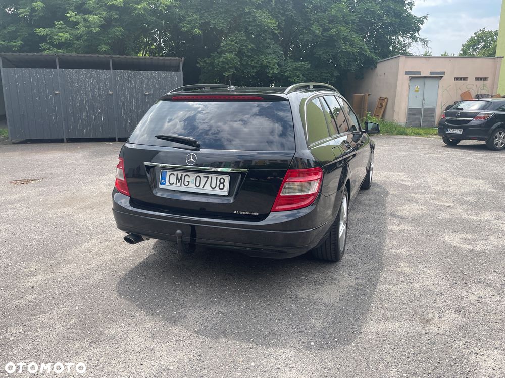 Mercedes-Benz Klasa C 200 CDI BlueEff Avantgarde - 16