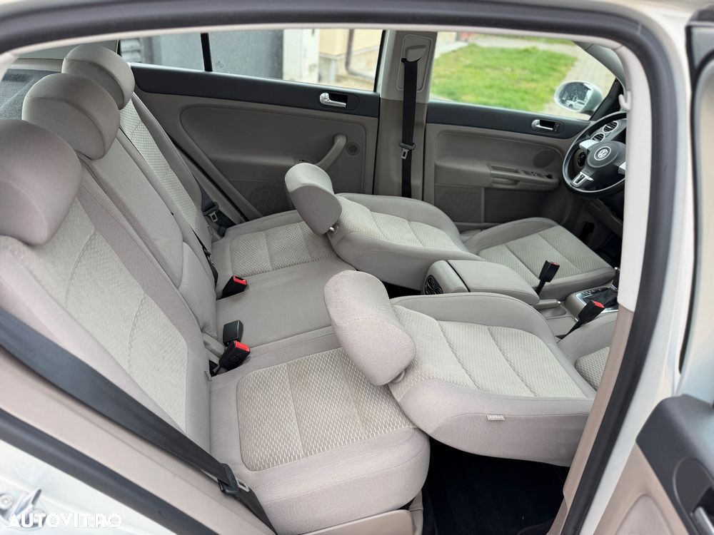 Volkswagen Golf Plus 1.4 TSI DSG Team - 15