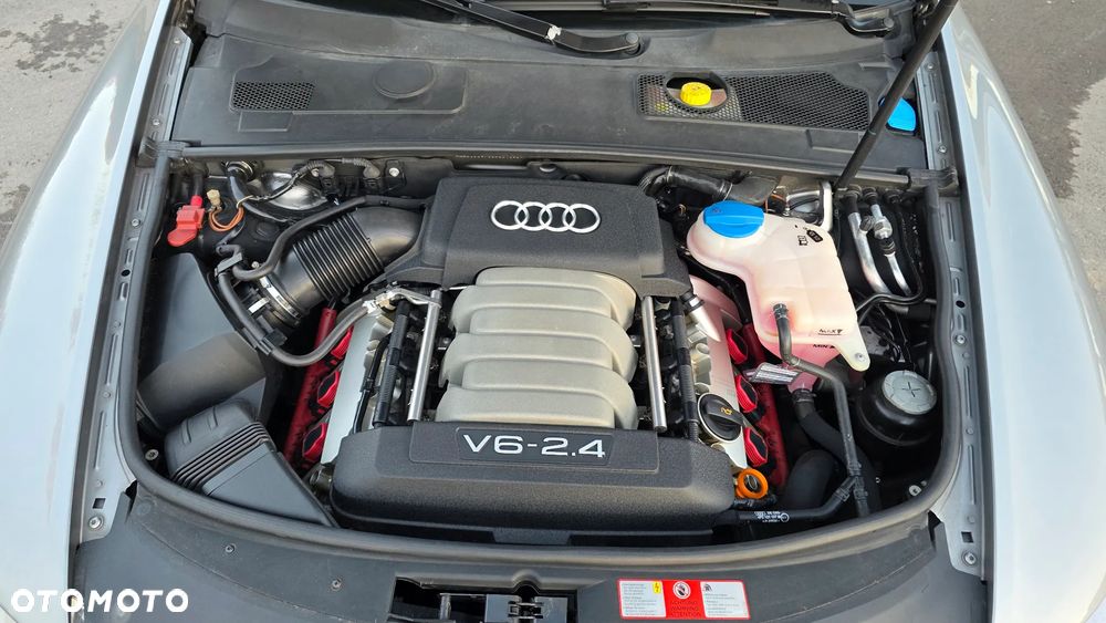 Audi A6 Avant 2.4 - 23