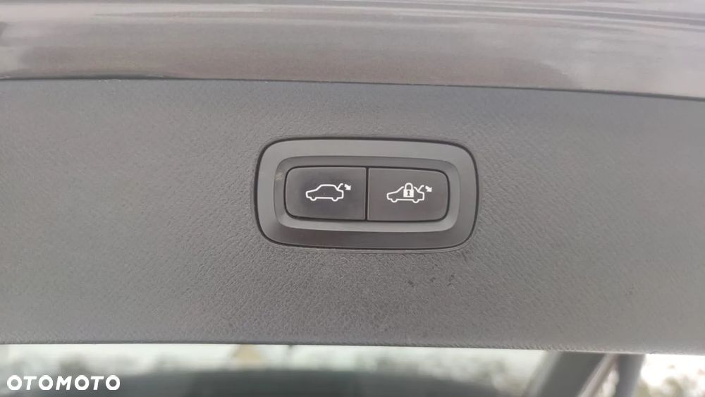 Volvo XC 90 D5 AWD Inscription 7os - 36