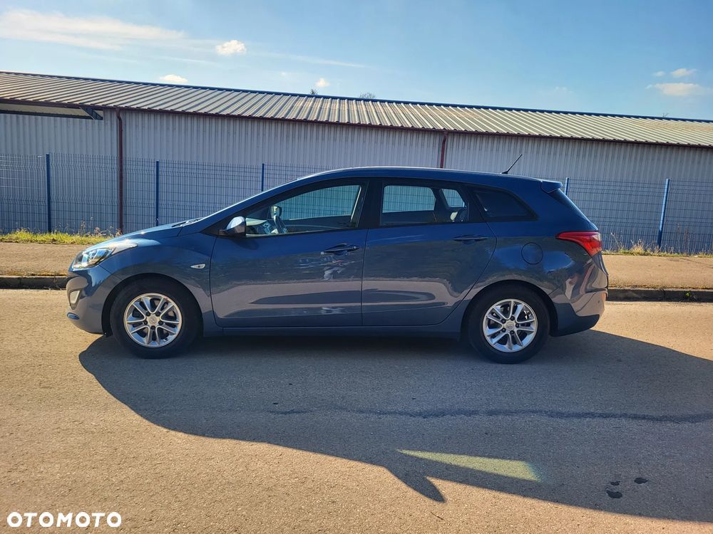 Hyundai i30 1.6 GDI BlueDrive Go - 2