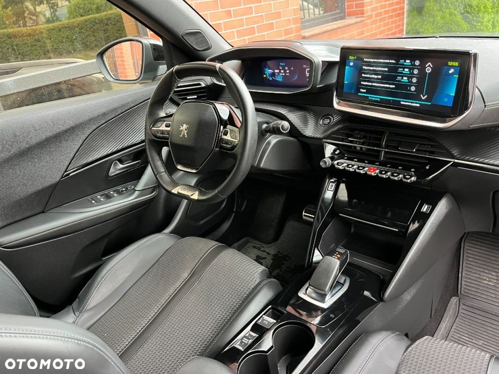 Peugeot 2008 e-2008 GT - 8