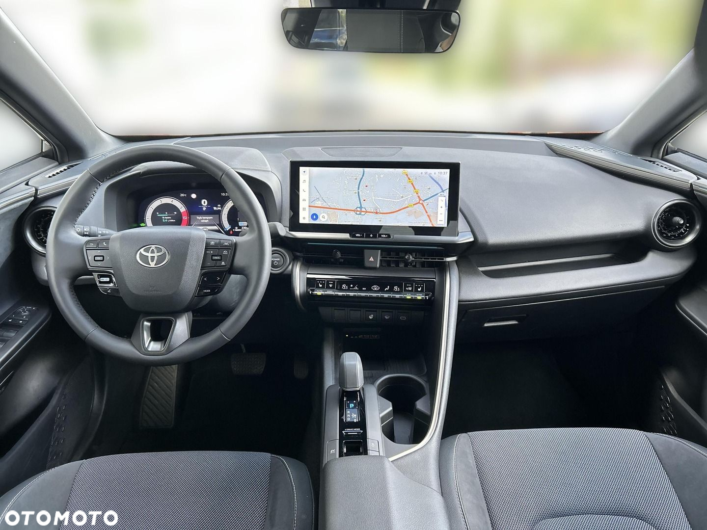 Toyota C-HR - 11
