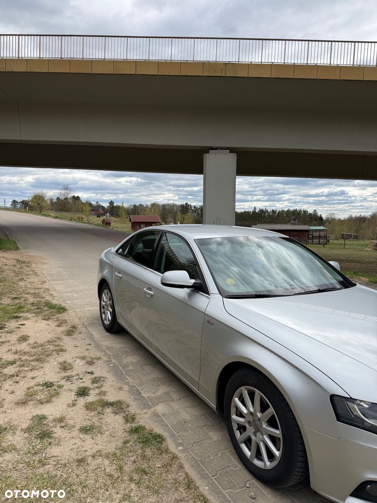 Audi A4 Avant 2.0 TDI DPF Attraction - 3