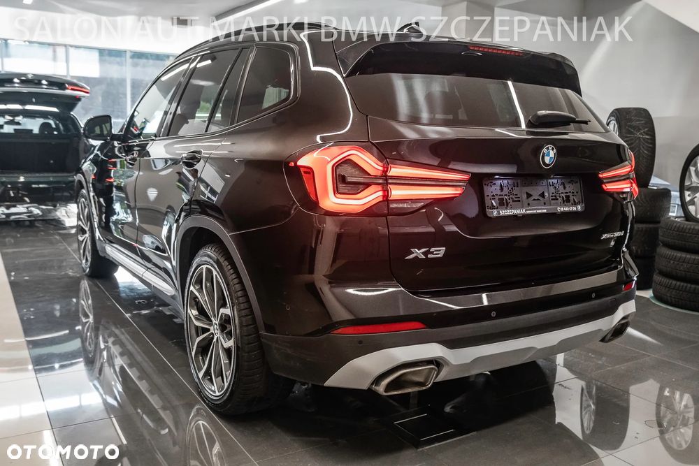 BMW X3 xDrive30d Advantage - 8