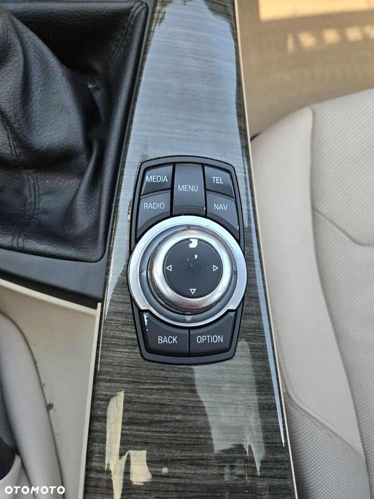 BMW Seria 3 316d Edition Luxury Line Purity - 20