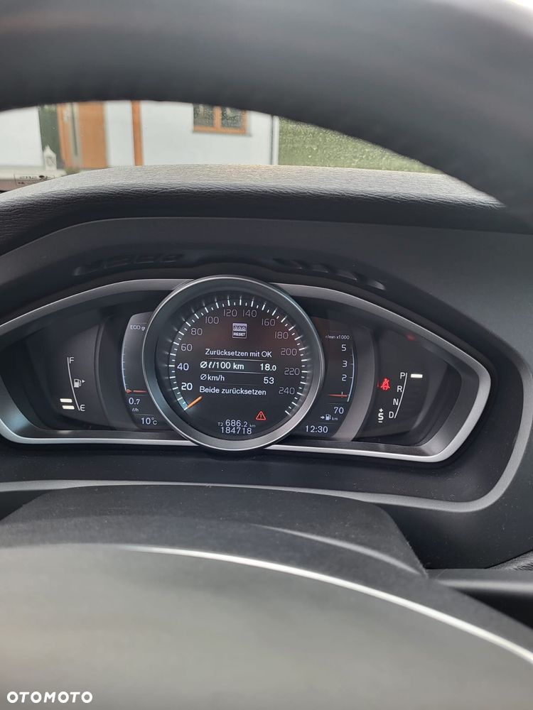 Volvo V40 D4 Drive-E Summum - 14