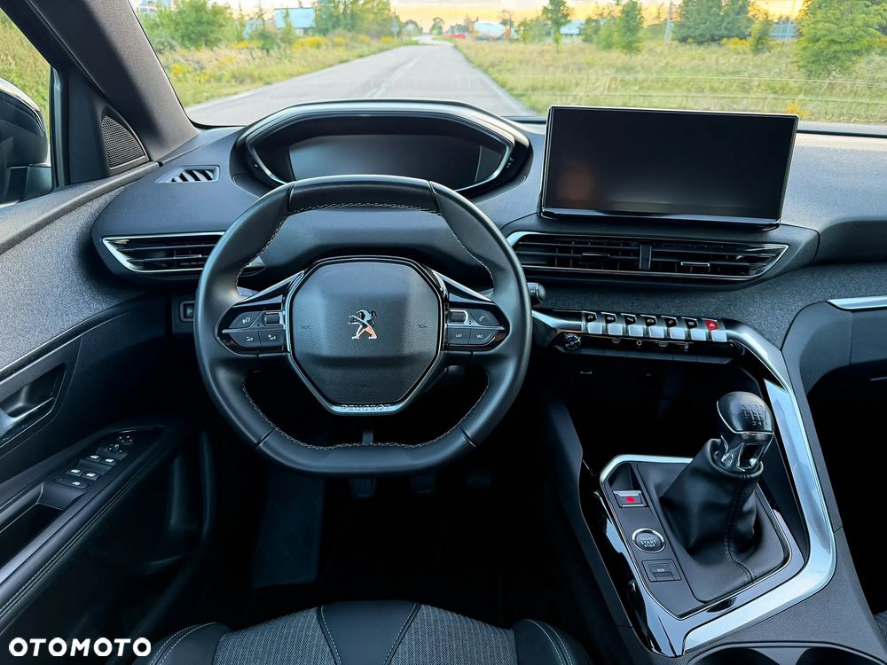 Peugeot 3008 1.2 PureTech Allure Pack S&S - 19