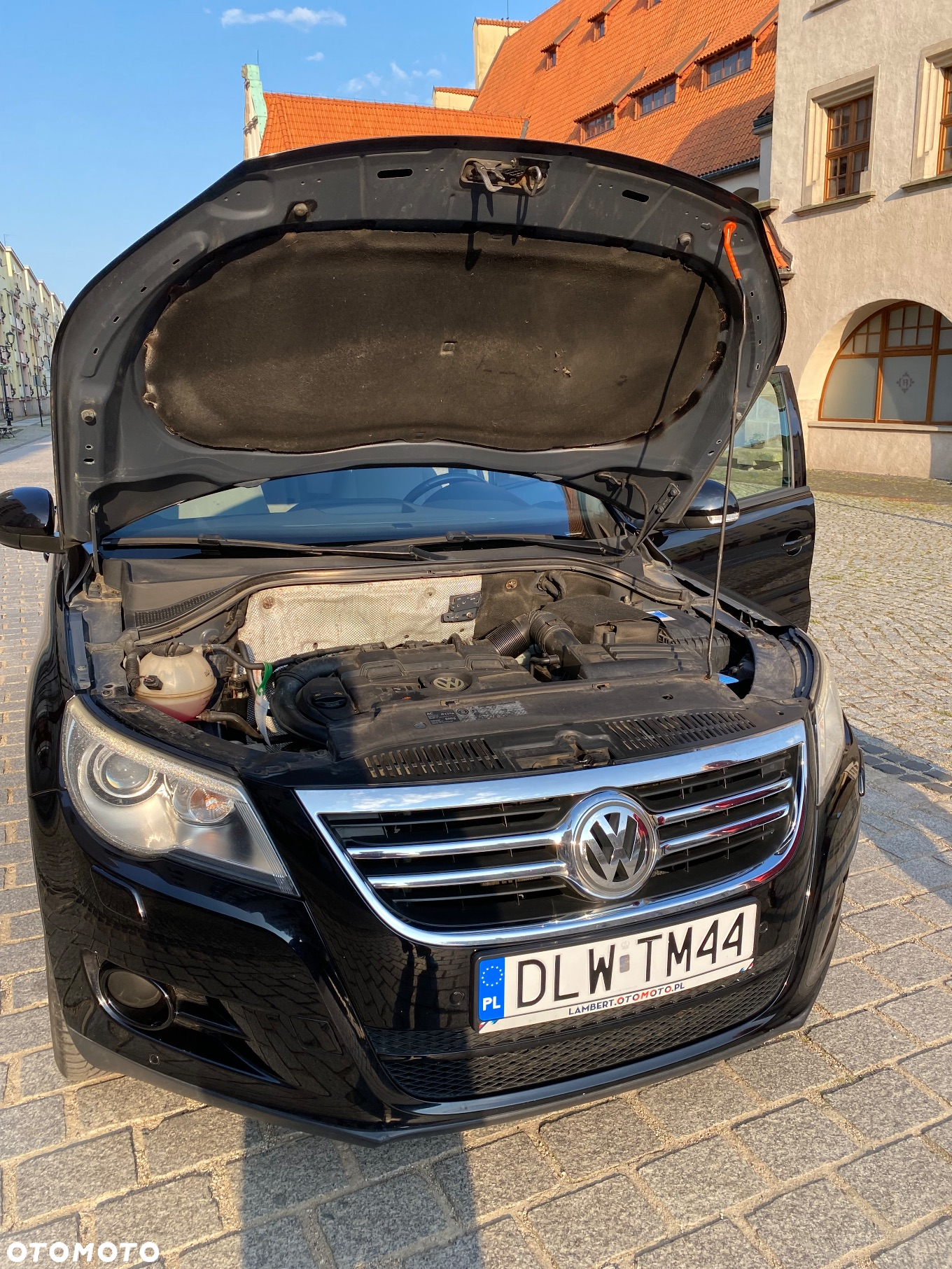 Volkswagen Tiguan - 12