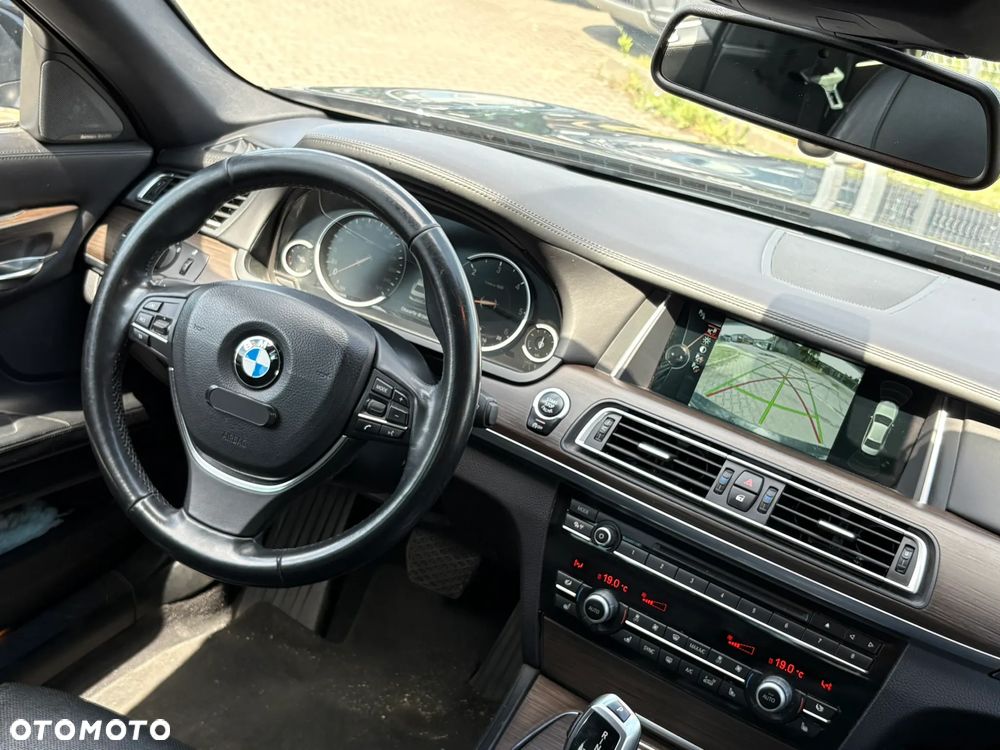 BMW Seria 7 730d - 18