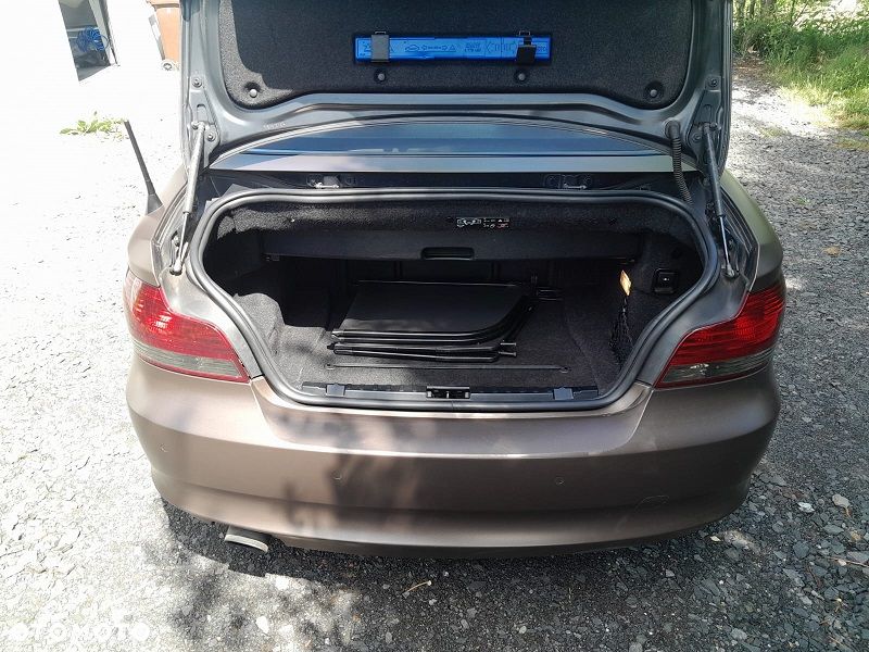 BMW Seria 1 120i Edition Sport - 9