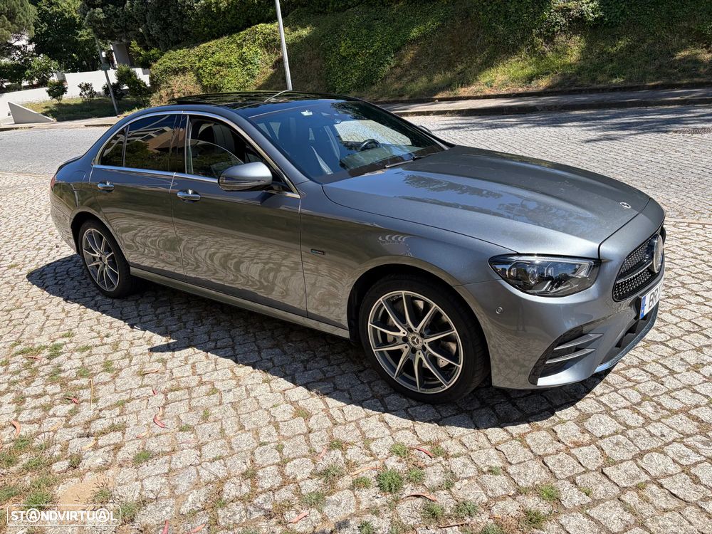 Mercedes-Benz E 300 de 4Matic 9G-TRONIC AMG Line - 2