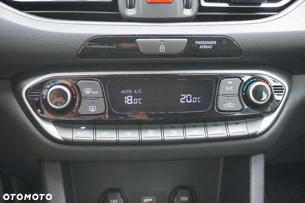 Hyundai i30 - 17