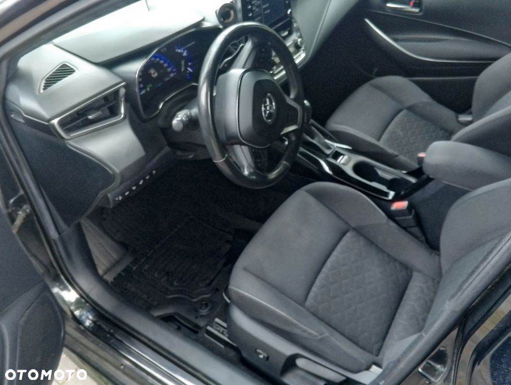 Toyota Corolla 2.0 Hybrid Executive - 10
