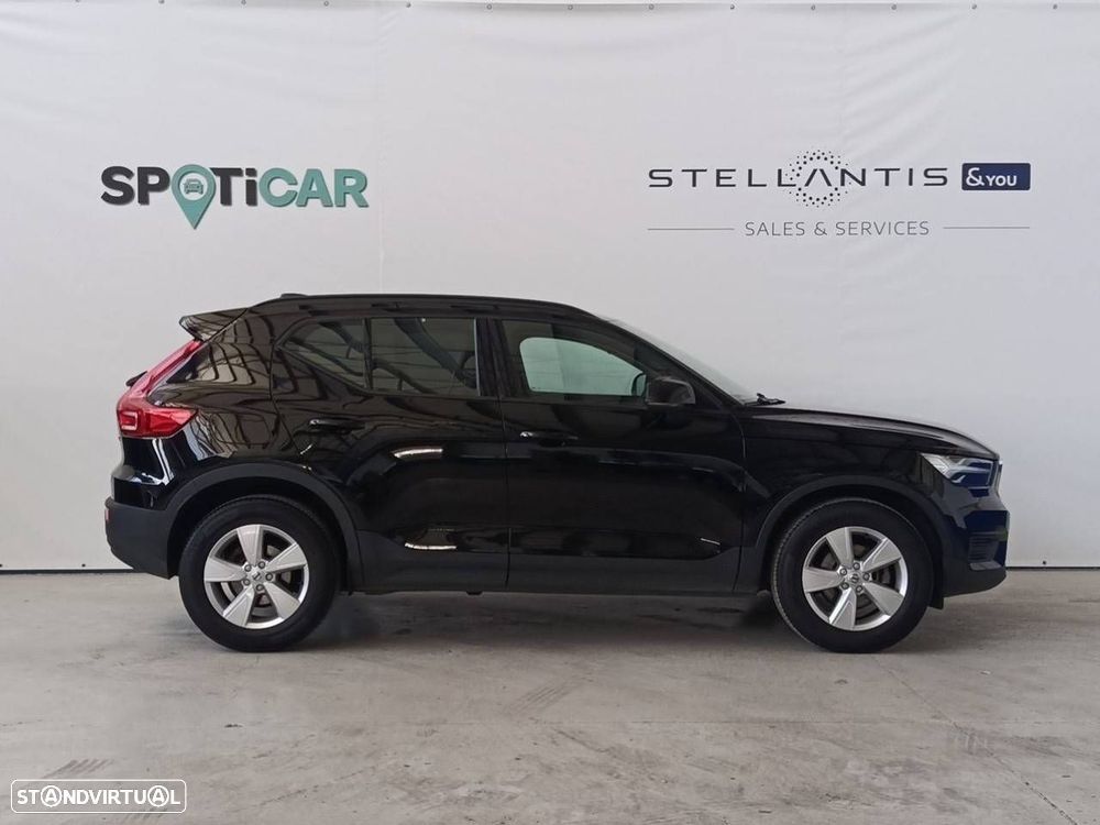 Volvo XC 40 1.5 T2 Momentum Core - 4