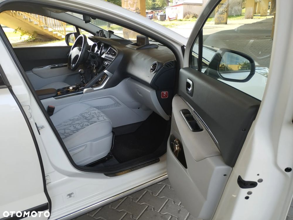 Peugeot 3008 155 THP Active - 13
