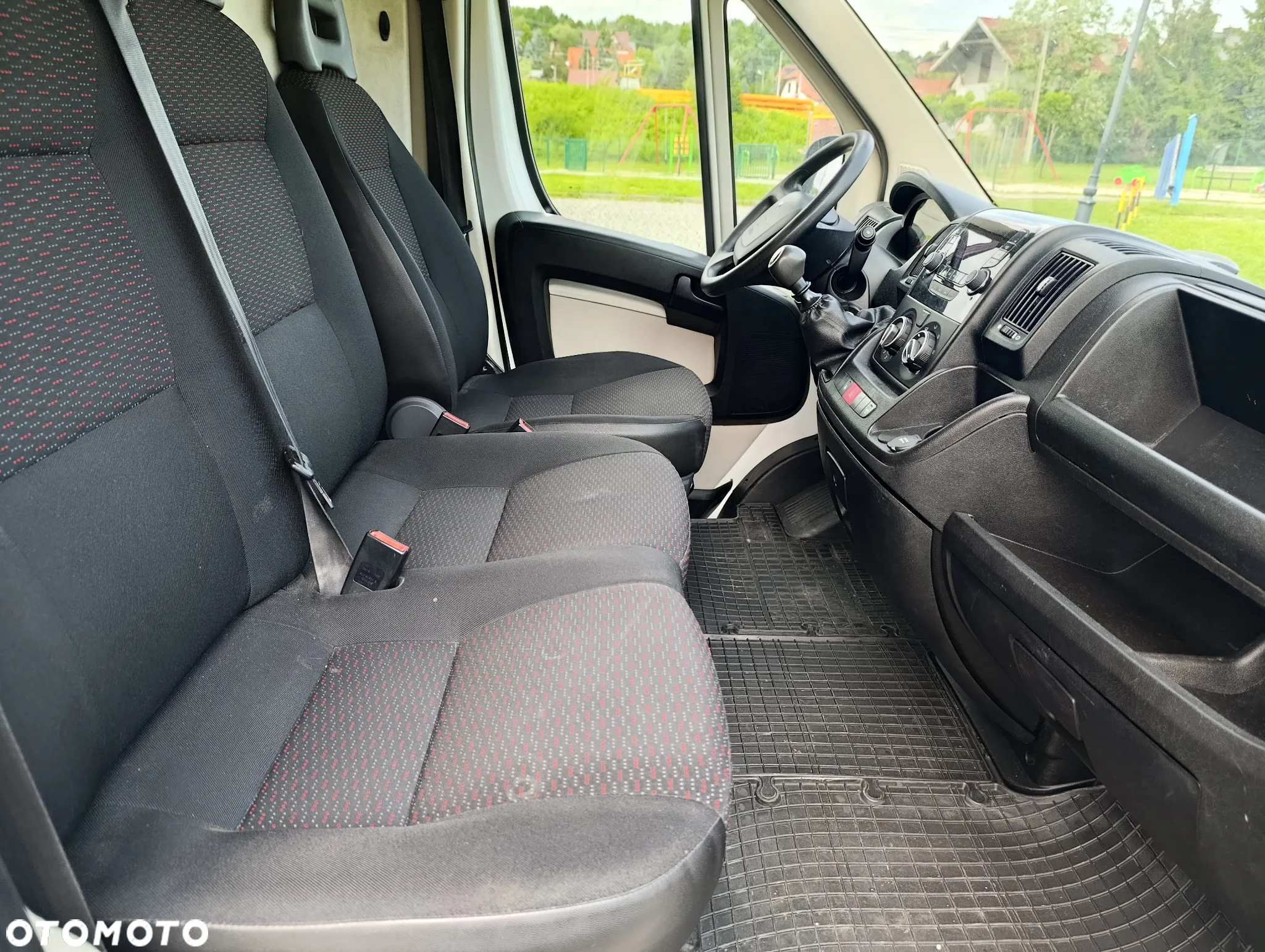 Peugeot BOXER - 13