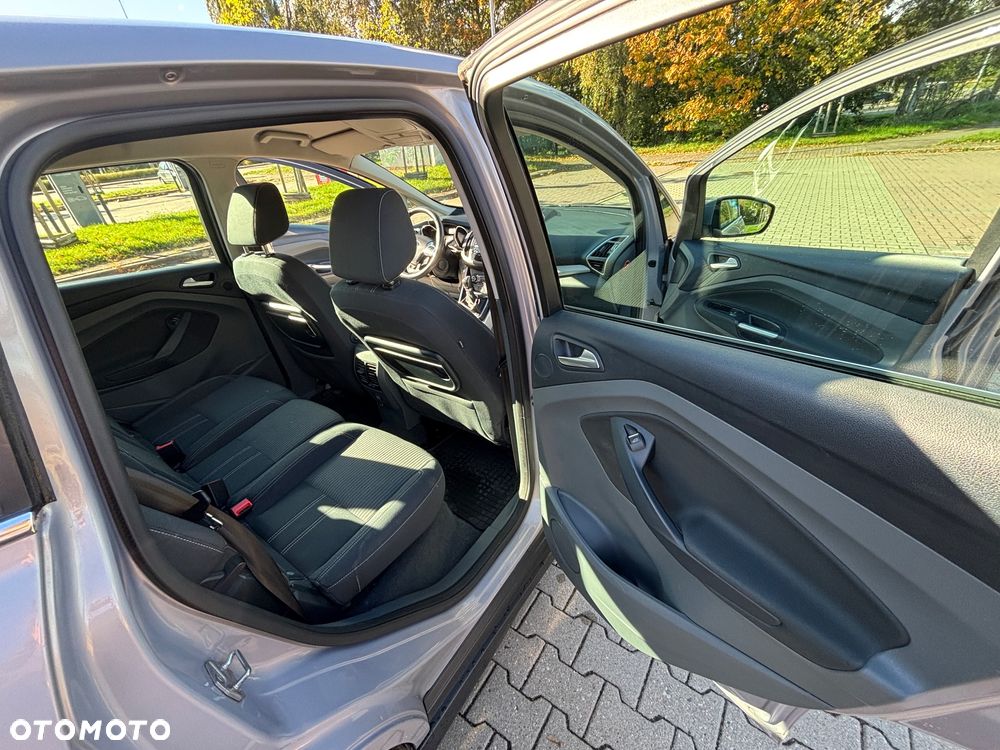 Ford C-MAX 1.6 Titanium - 11