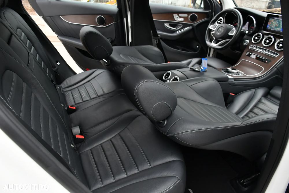 Mercedes-Benz GLC Coupe 250 d 4Matic 9G-TRONIC Exclusive - 24