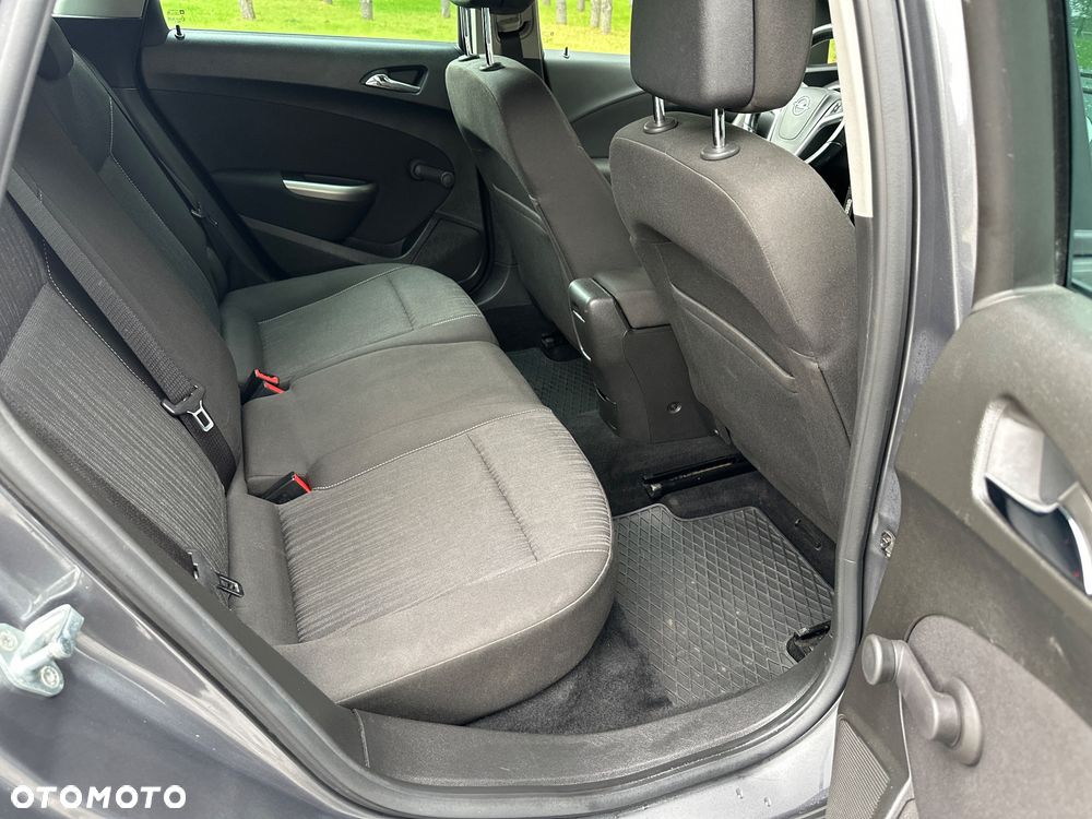 Opel Astra 1.4 Turbo Exklusiv - 20