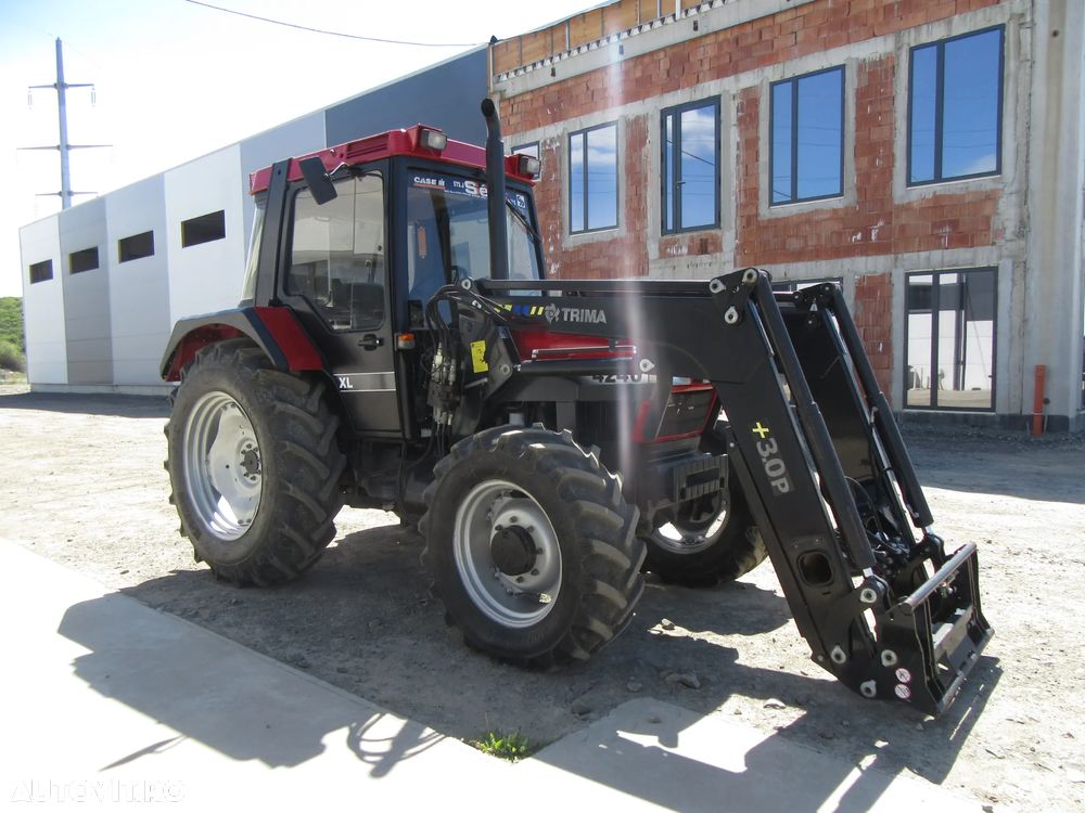 Case IH 4240 cu incarcator frontal - 12