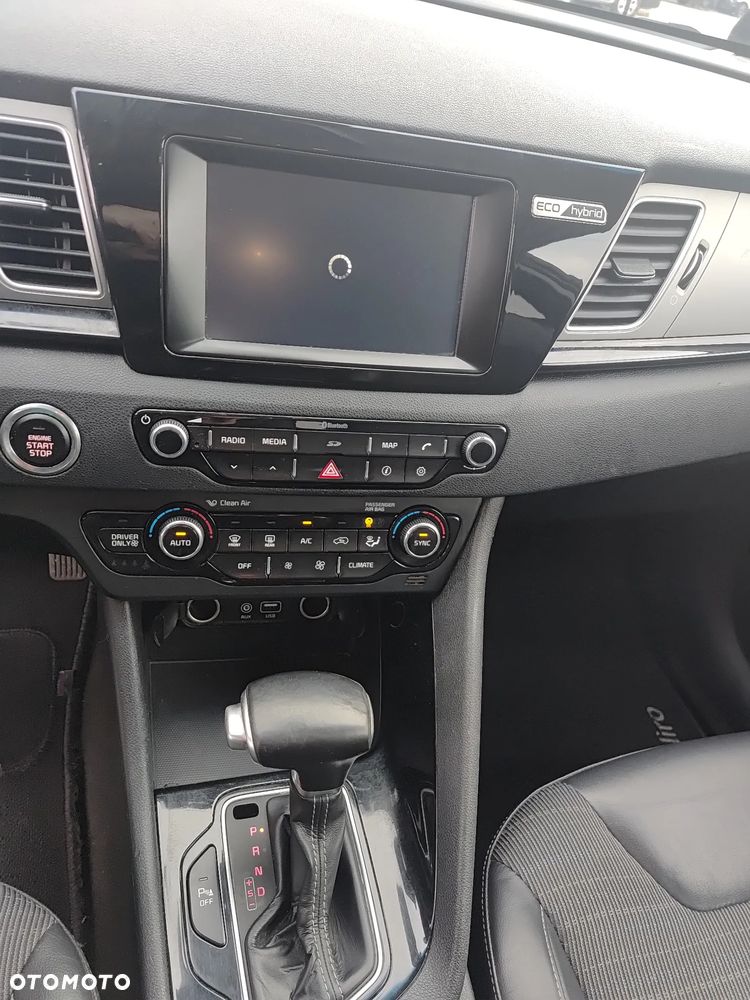 Kia Niro 1.6 GDI 2WD Vision - 30