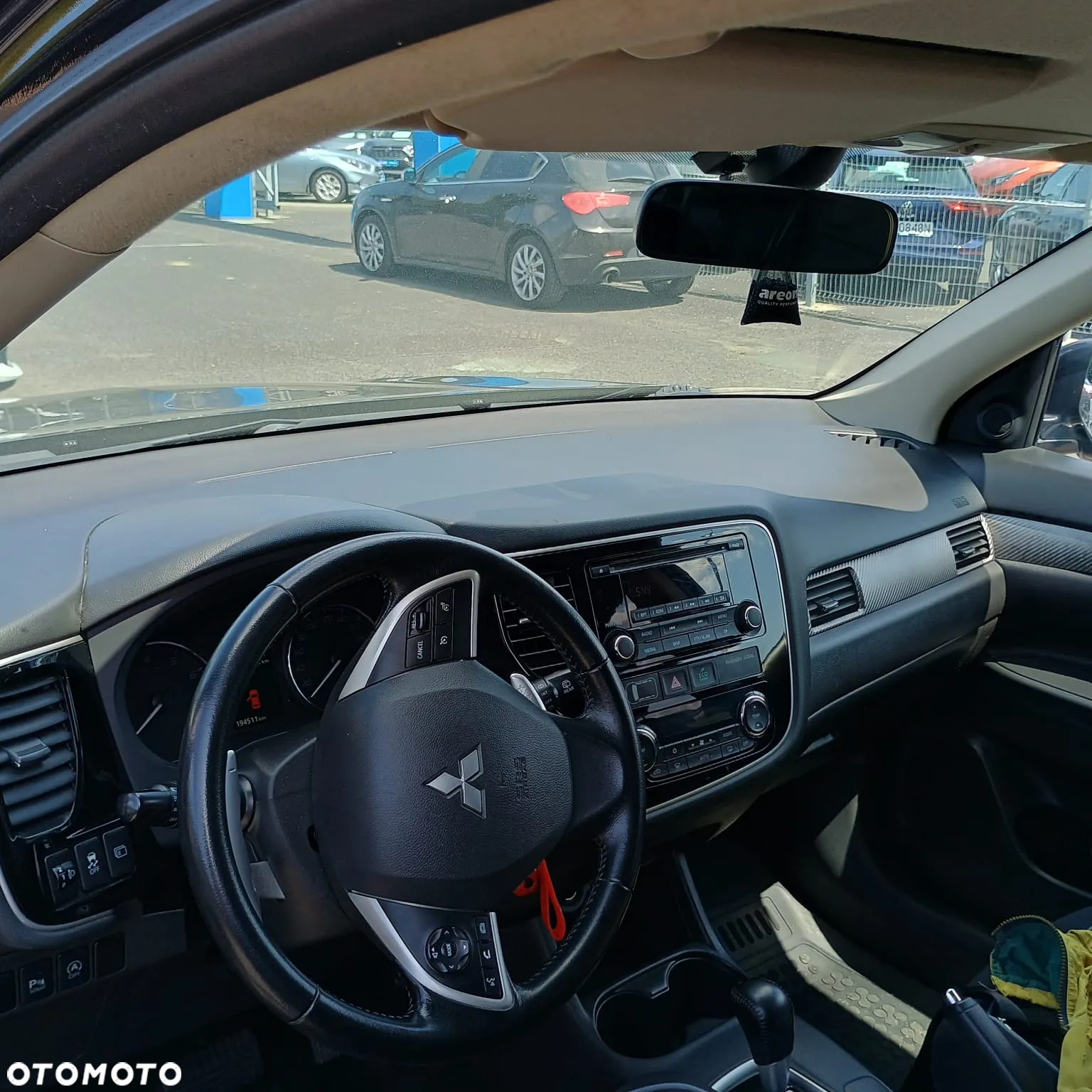 Mitsubishi Outlander - 6