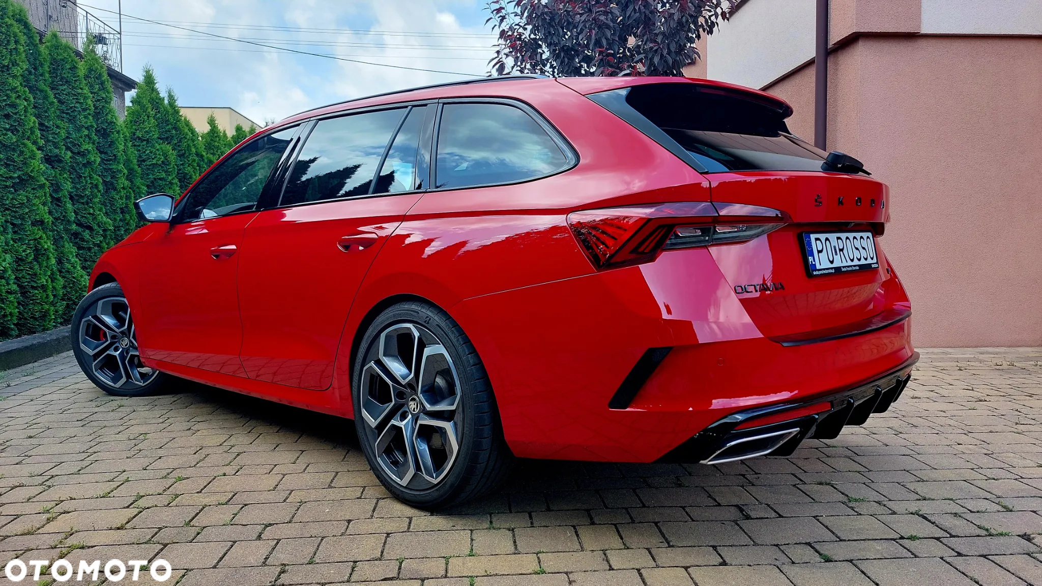 Skoda Octavia 2.0 TSI RS DSG - 2