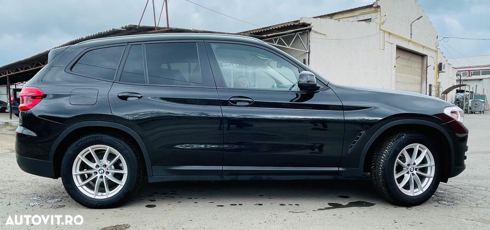 BMW X3 xDrive20d AT xLine - 3