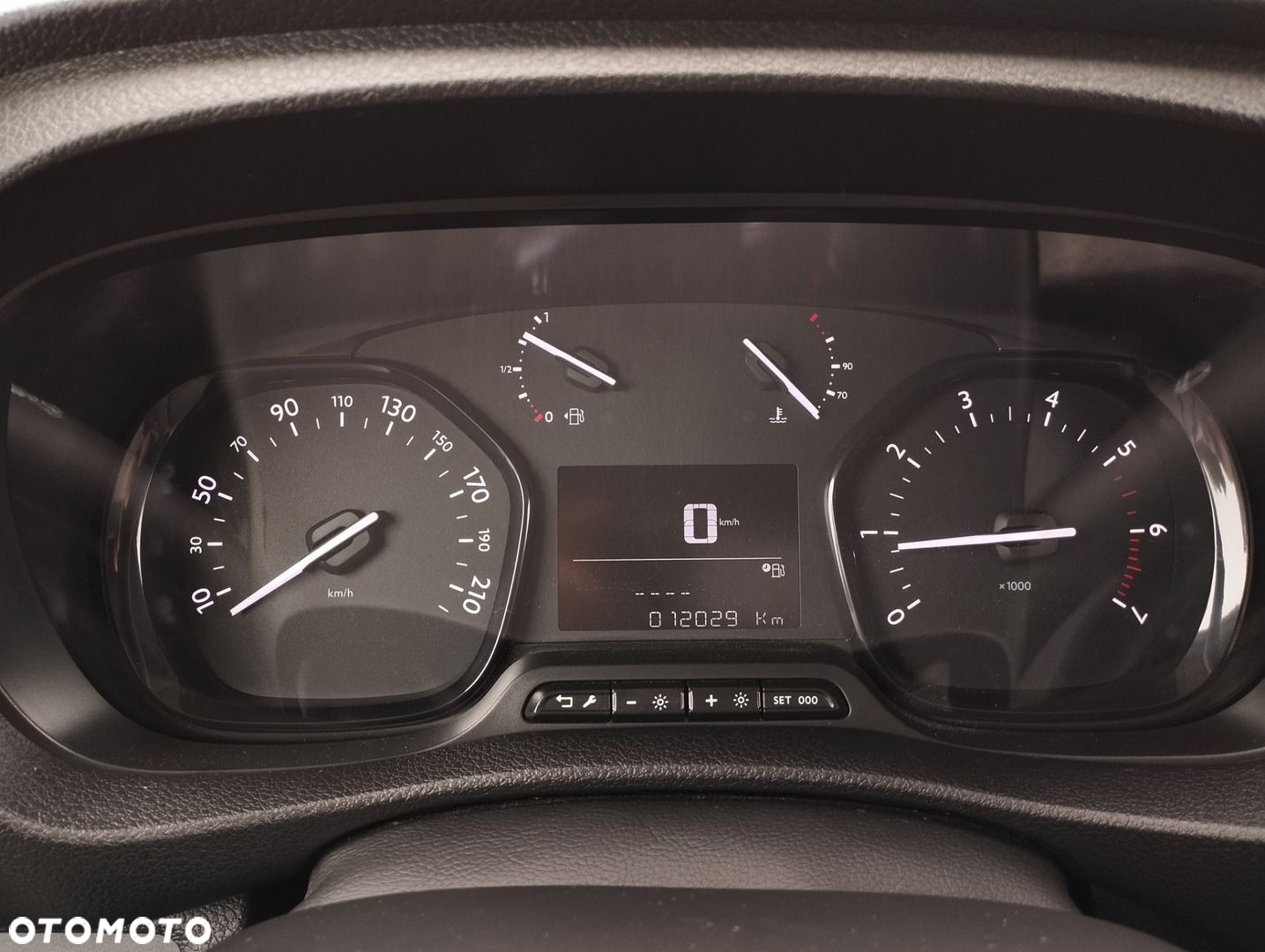Toyota PROACE - 11