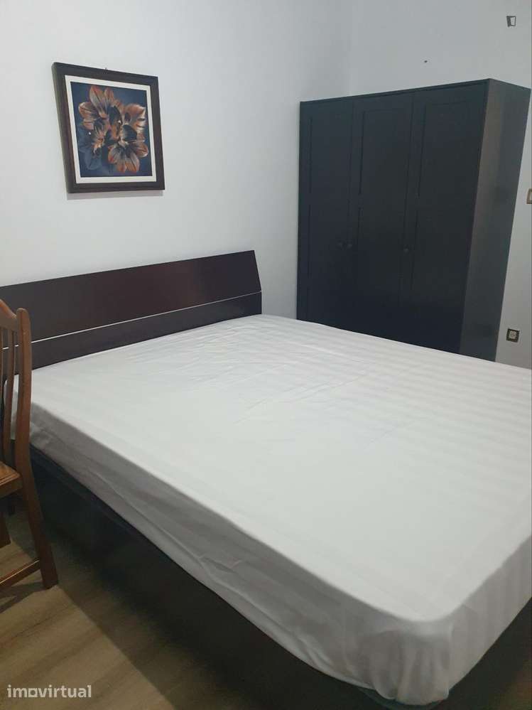 Quarto - localizado em Viseu - Grande imagem: 3/10