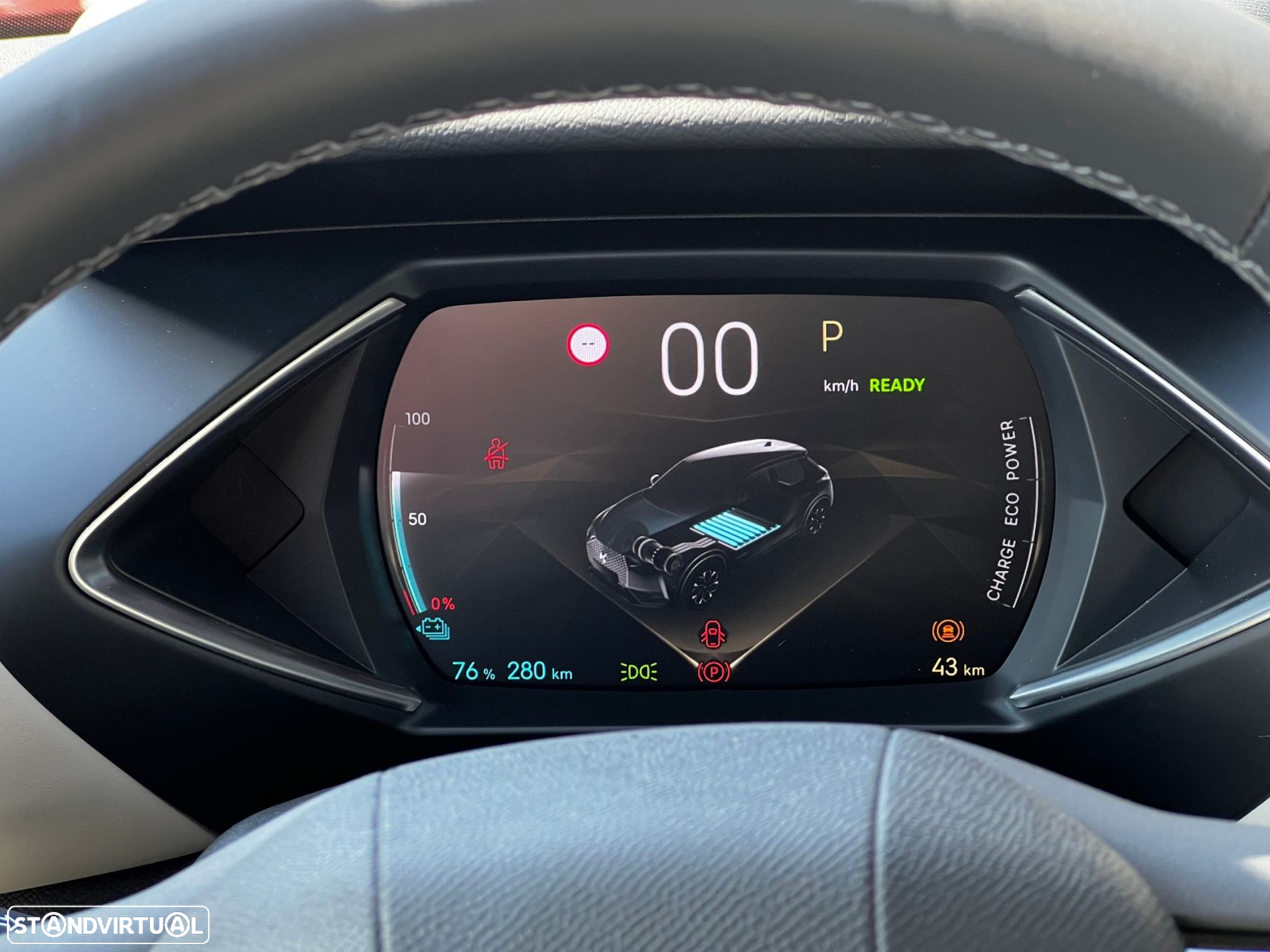 DS DS3 E-Tense Esprit de Voyage - 12