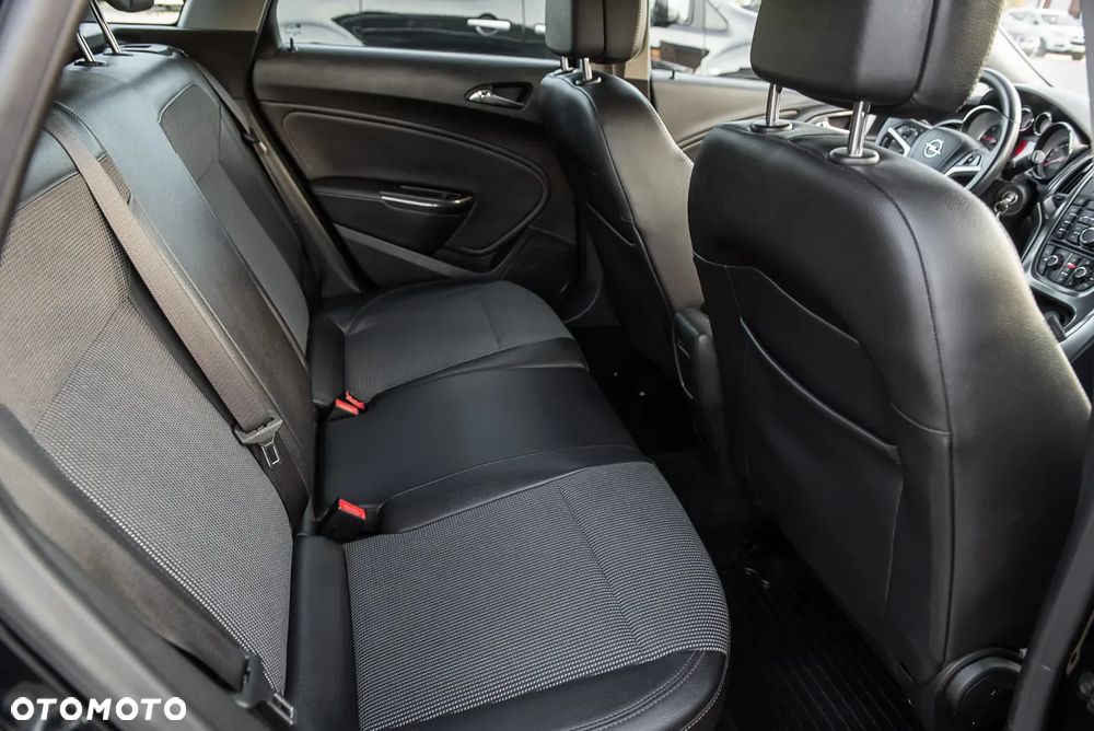 Opel Astra 1.7 CDTI DPF Sports Tourer - 26