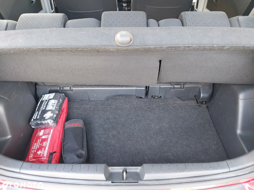 Toyota Yaris 1.0 Terra - 19