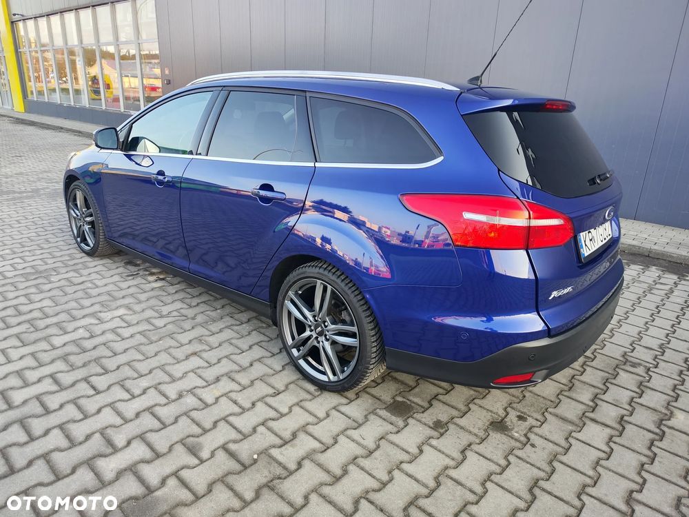 Ford Focus 1.5 EcoBoost Titanium ASS - 5