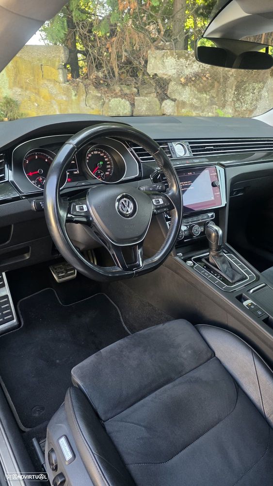 VW Arteon 2.0 TDI R-Line DSG - 5