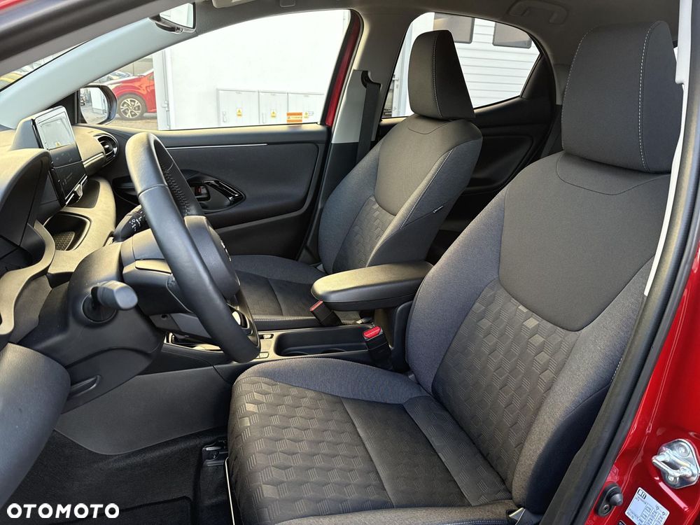 Toyota Yaris Hybrid 1.5 Style - 13