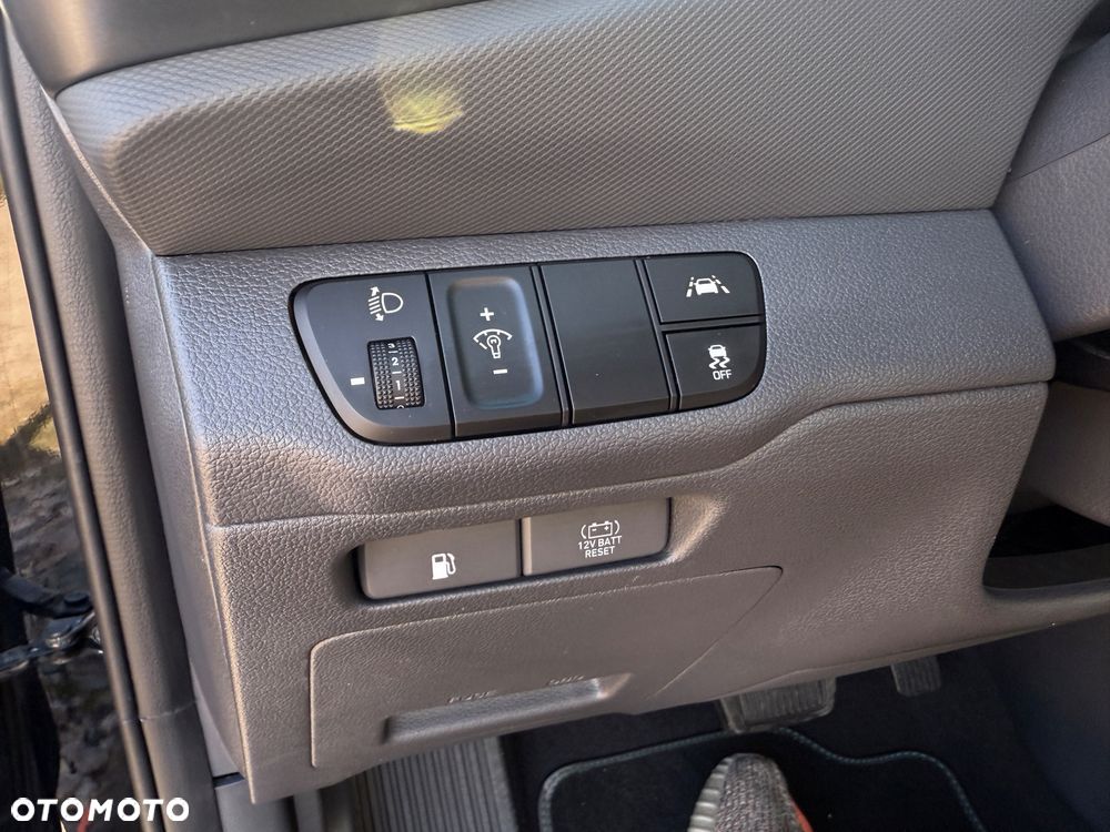 Hyundai IONIQ hybrid Premium - 21