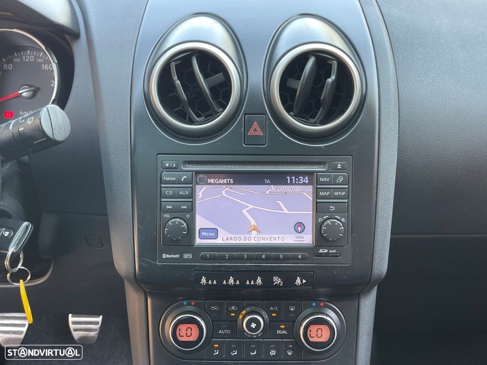 Nissan Qashqai 1.5 dCi Tekna Premium 17 - 29