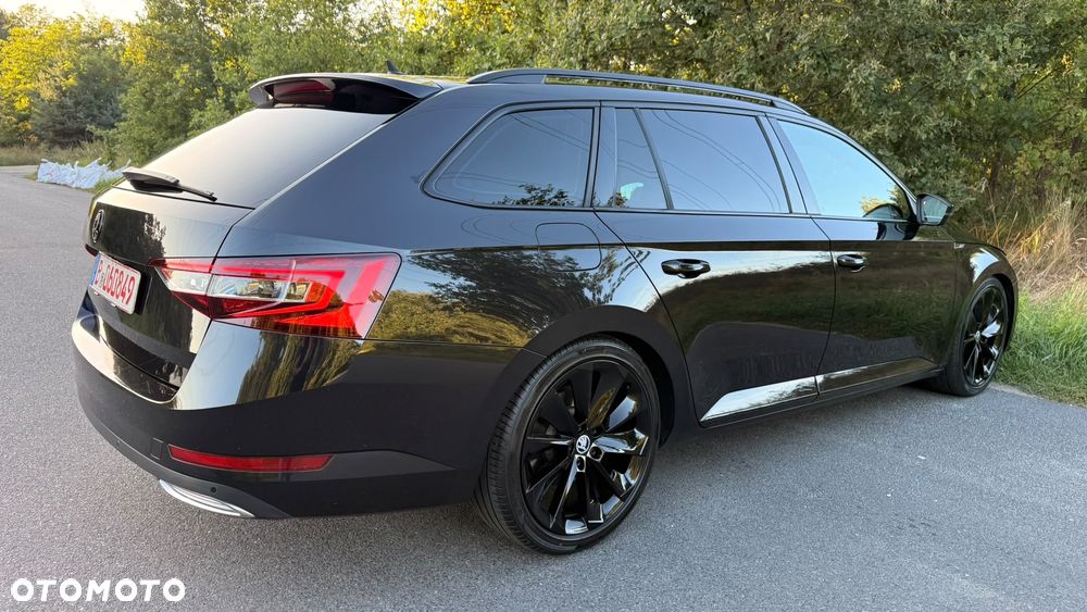 Skoda Superb 2.0 TDI DSG Sportline - 13