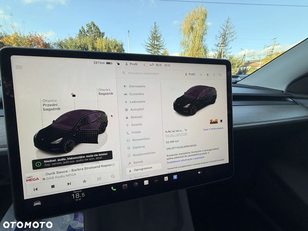 Tesla Model Y Performance AWD - 33